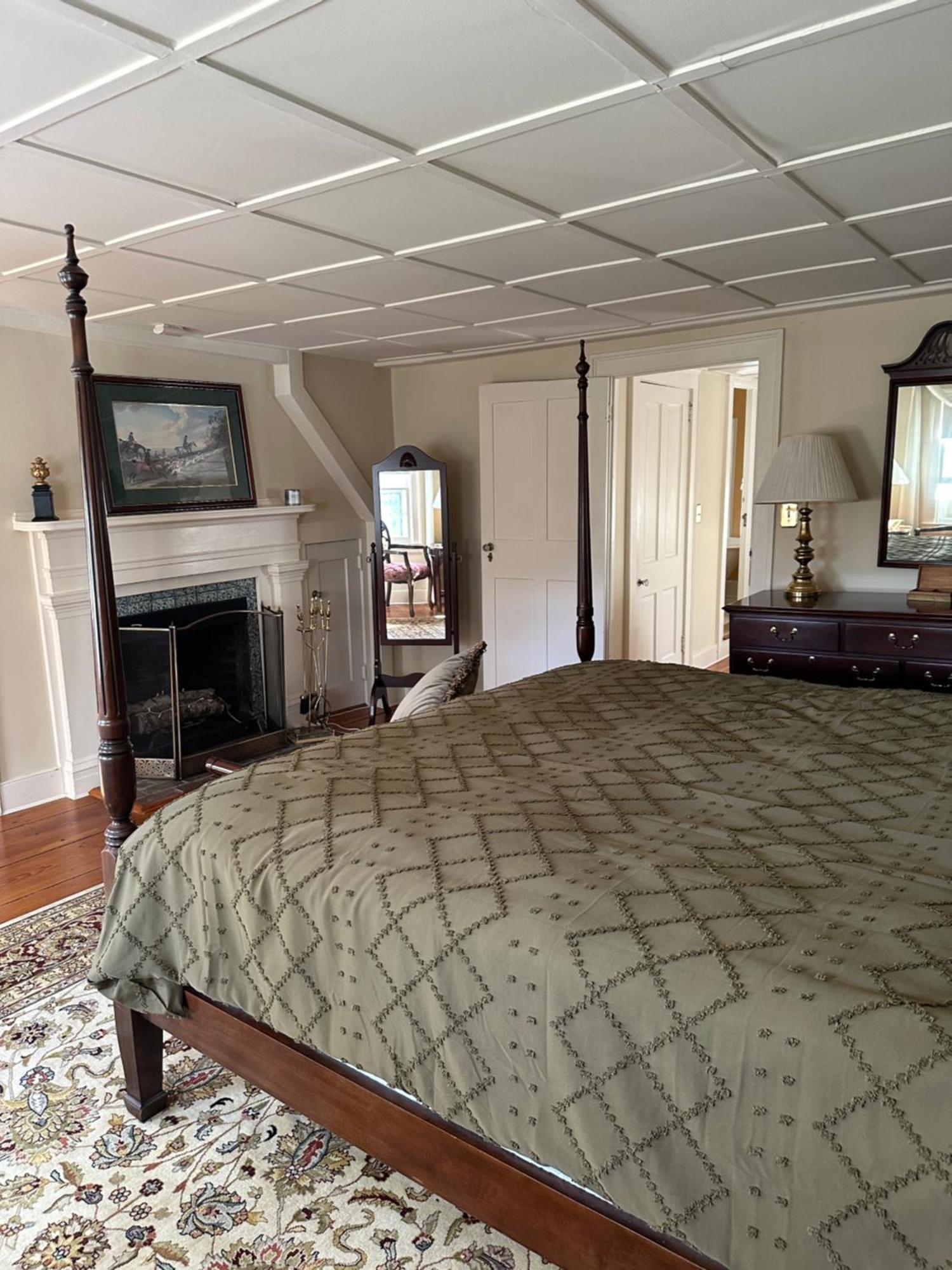The Inn At Richmond Room photo