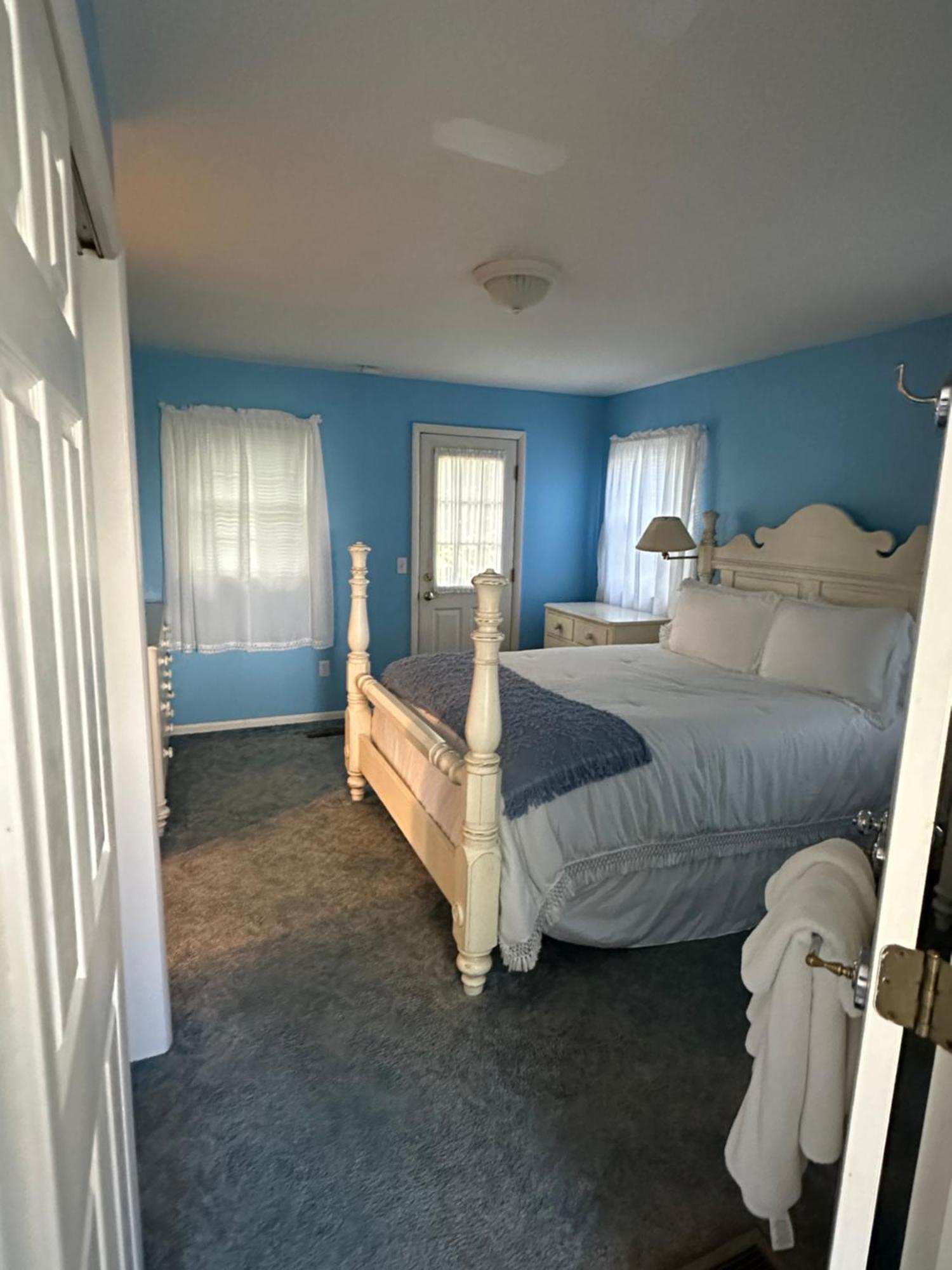 The Inn At Richmond Room photo