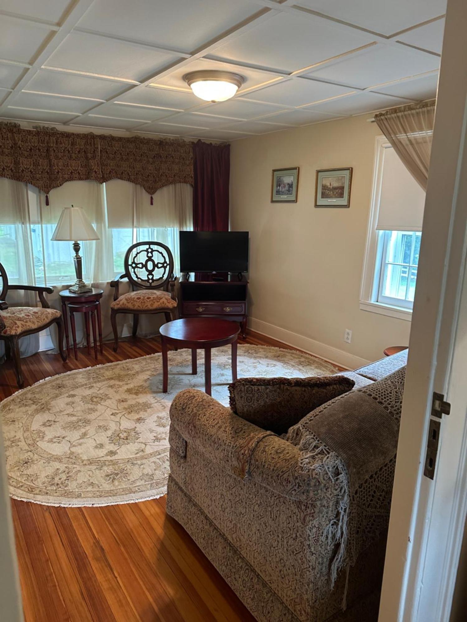 The Inn At Richmond Room photo